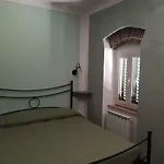 לינה וארוחת בוקר La Corte