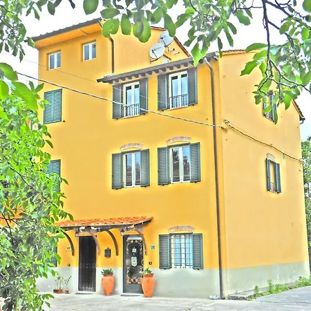 La Corte