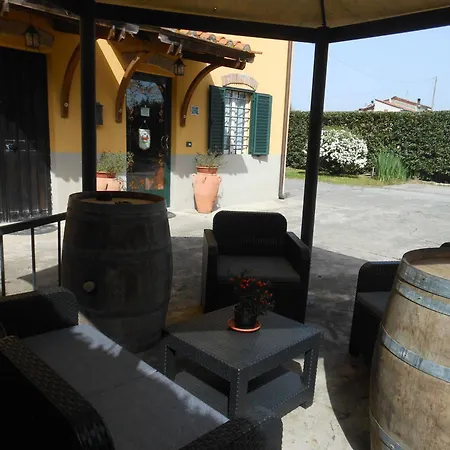 La Corte Bed & Breakfast Capannori