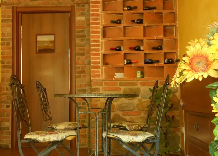 לינה וארוחת בוקר La Corte