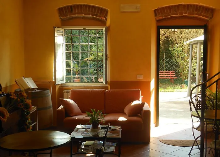 לינה וארוחת בוקר La Corte 3*